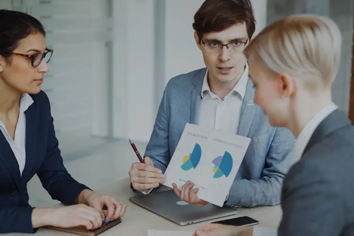 Why 90s Advertising Endures: Decoding AI's Impact on Modern Ad Recall – February 2026 Analysis