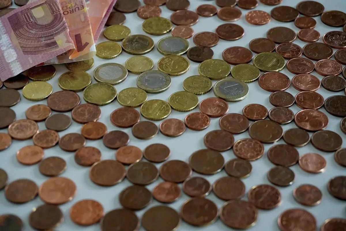 Sarda Energy's Q3 Profit Dips Amidst Intense Margin Pressures in Early 2026