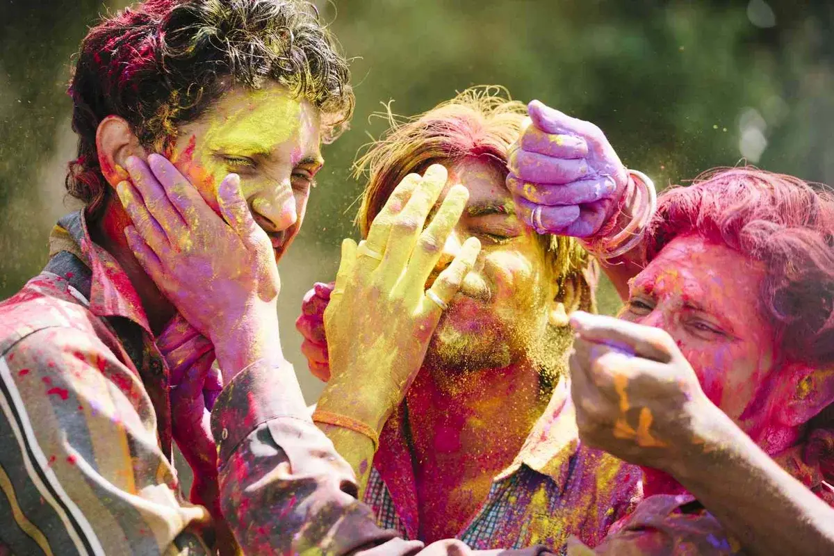 Indian Stock Markets Closed for Holi on March 3 or 4 ?
